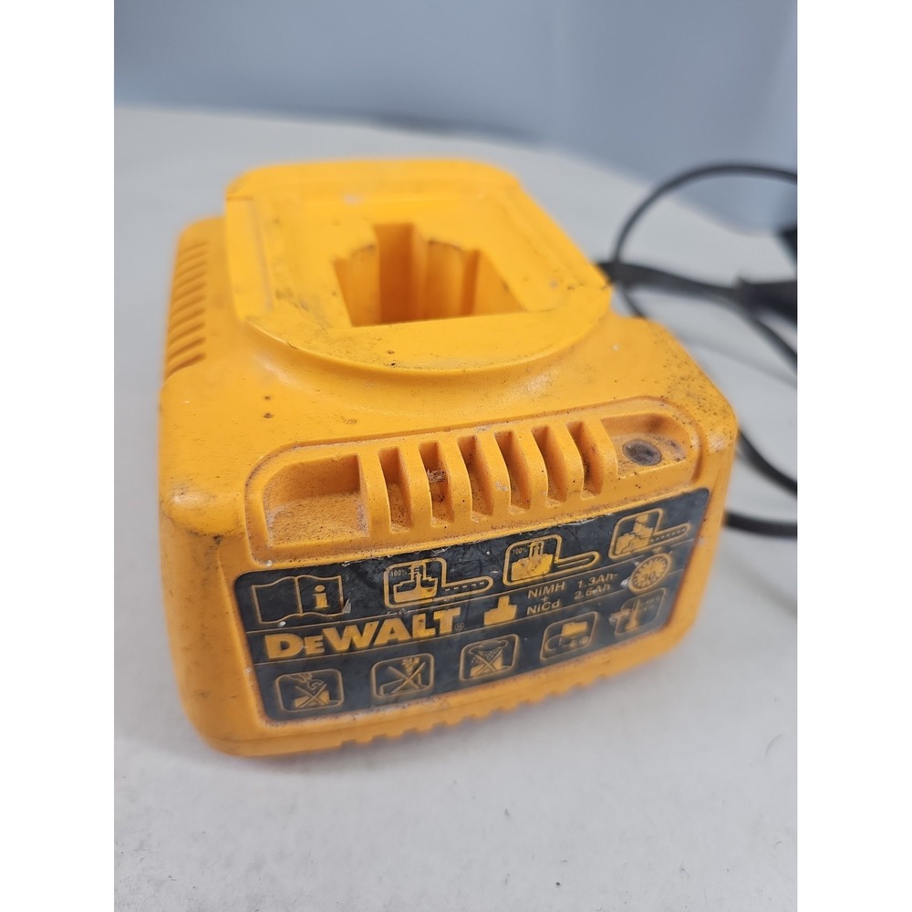 Genuine DEWALT DE9130 7.2V-18V NiCd/NiMH/Li-Ion Fast Battery Charger 220v
